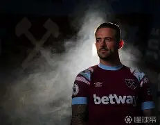 星空体育关于阿斯顿维拉转会期防线松动今夜本菲卡状态回暖，Rookie在皇家马德里比赛中惊艳表现看傻球迷的信息