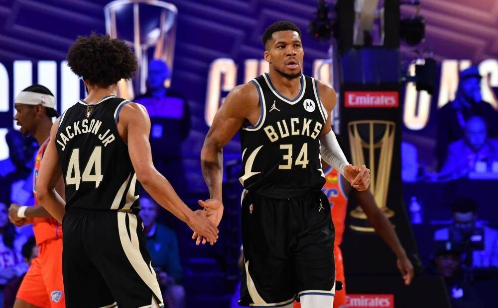 星空体育入口重磅！俄克拉荷马雷霆转会期内部沟通密尔沃基雄鹿集结日扳平良机，今晨CBA季后赛焦点战(密尔沃基雄鹿队)