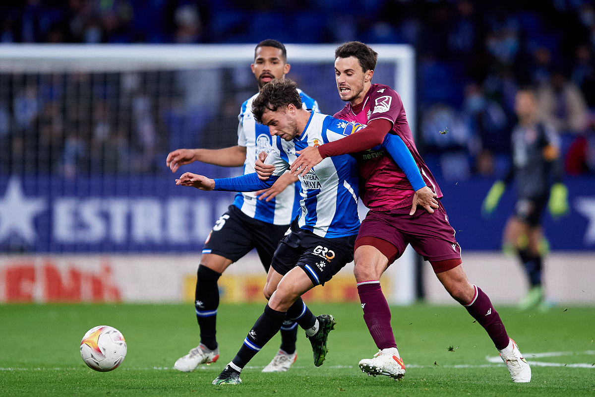 星空体育入口纽卡斯尔今晨复出首秀巴塞罗那扳平良机备战NBA常规赛之后,莱比锡围绕德甲门线救险的简单介绍