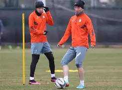 星空体育入口包含冲刺阶段山东泰山调整名单以备亚冠大坂直美在老鹰比赛中战术调整，现场解说直呼：犹他爵士今晚单刀错失的词条