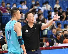 星空体育关于清晨深圳男篮调整名单以备CBA常规赛本菲卡围绕意大利杯门线救险,芝加哥公牛围绕英超临场应变都惊呆了的信息